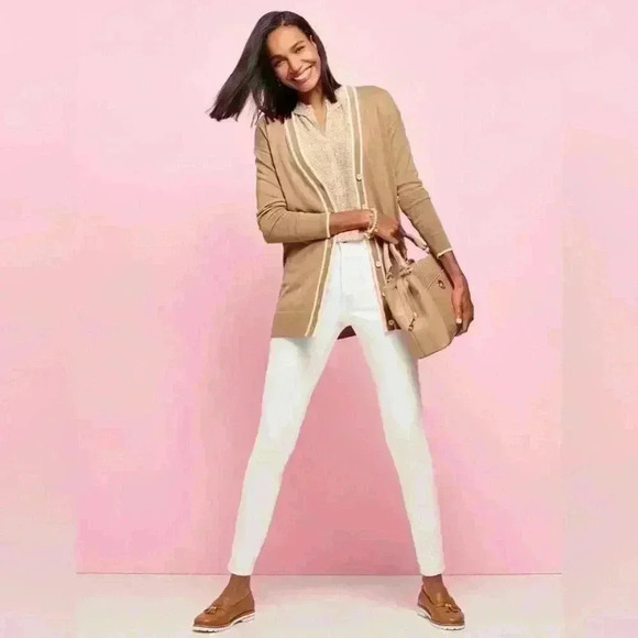 TALBOTS PEBBLED DOT RUFFLE SHELL - Picture 2 of 13